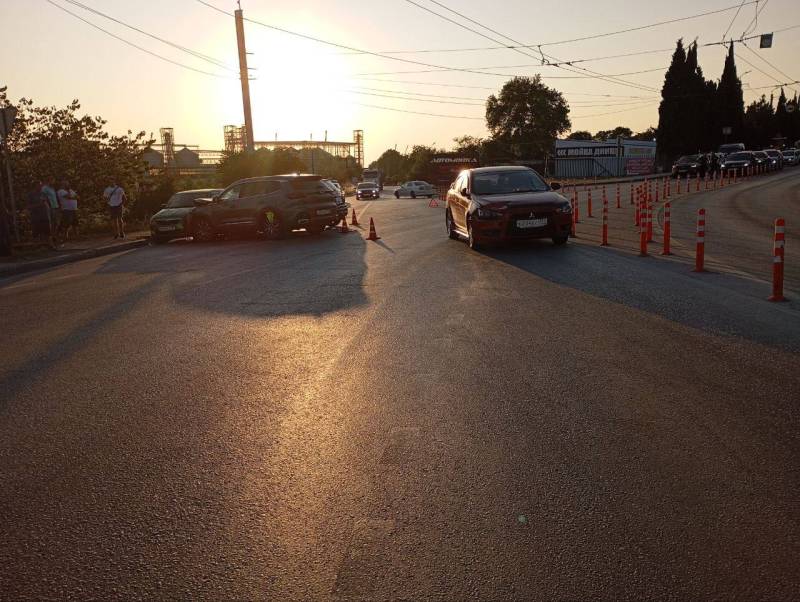 ДТП с пострадавшими на автодороге Севастополь-порт бухта Камышовая