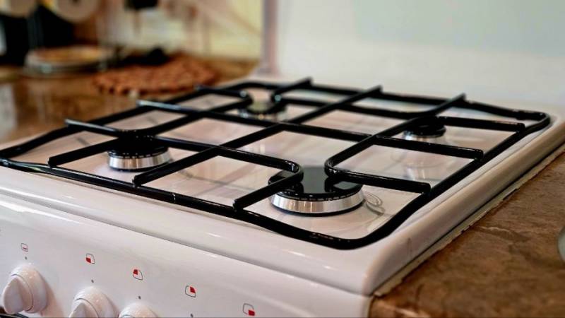 В Севастополе ветеранам Великой Отечественной войны продолжают менять газовые плиты В Севастополе ветеранам Великой Отечественной войны продолжают менять газовые плиты