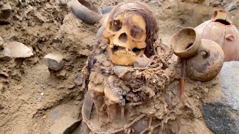 1000-летнюю мумию случайно нашли рабочие в Перу