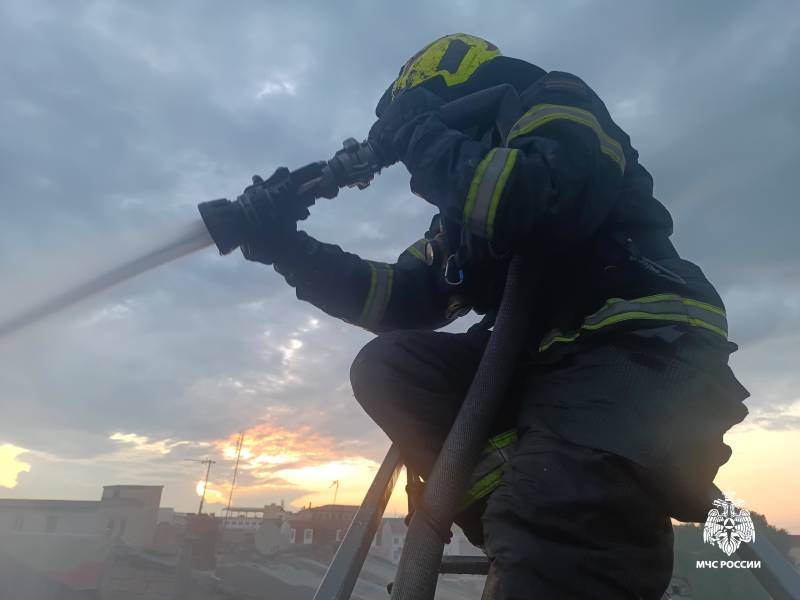 В ГО Феодосия огнеборцы ликвидировали пожар в кафе