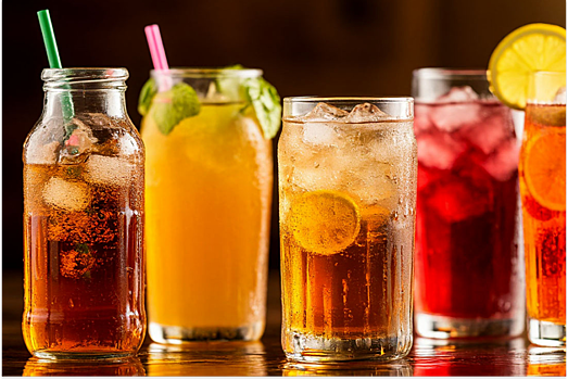 Ученые выяснили, что опаснее: сладкая еда или газировка