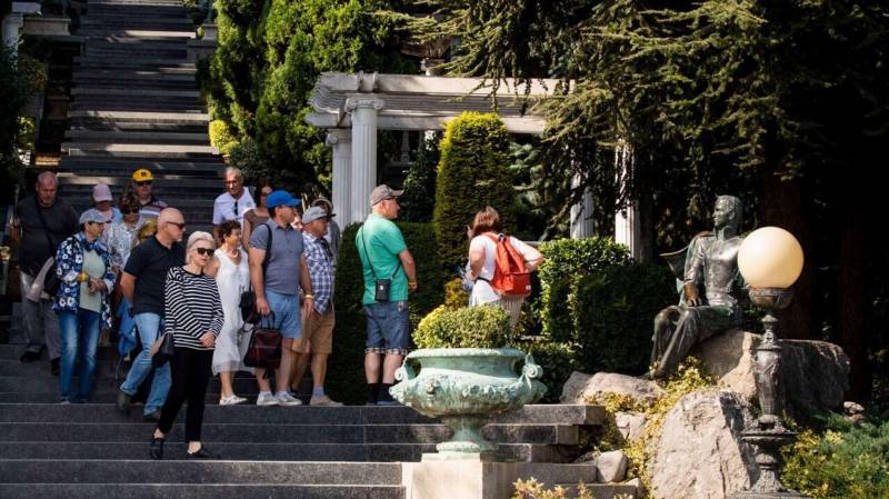 Как в Крыму защищают права туристов Как в Крыму защищают права туристов