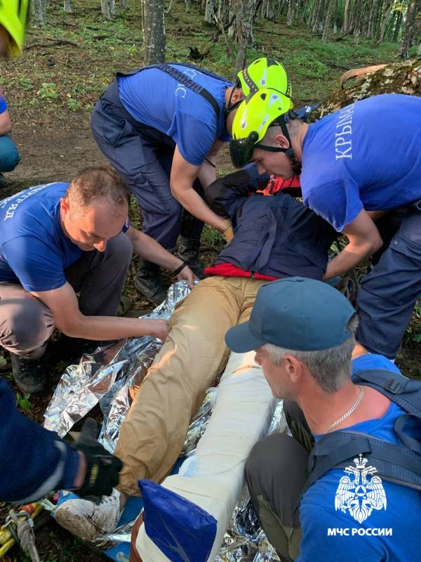 Спасатели МЧС России оказали помощь на горе Бойко