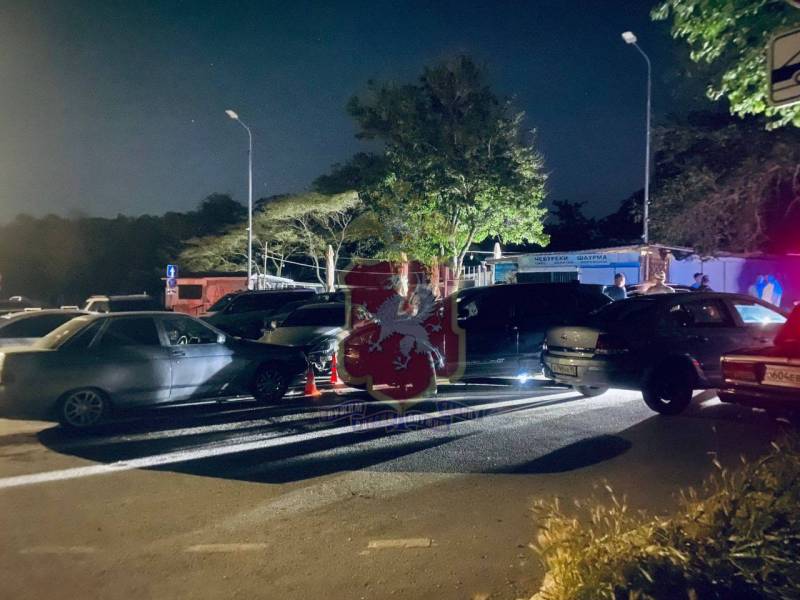 ДТП на набережной пляжа Учкуевка