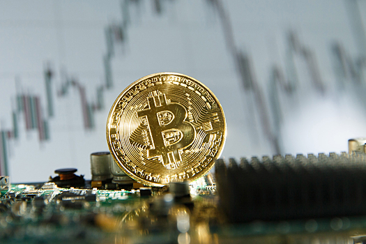 Стоимость биткойна упала ниже 100 тысяч долларов