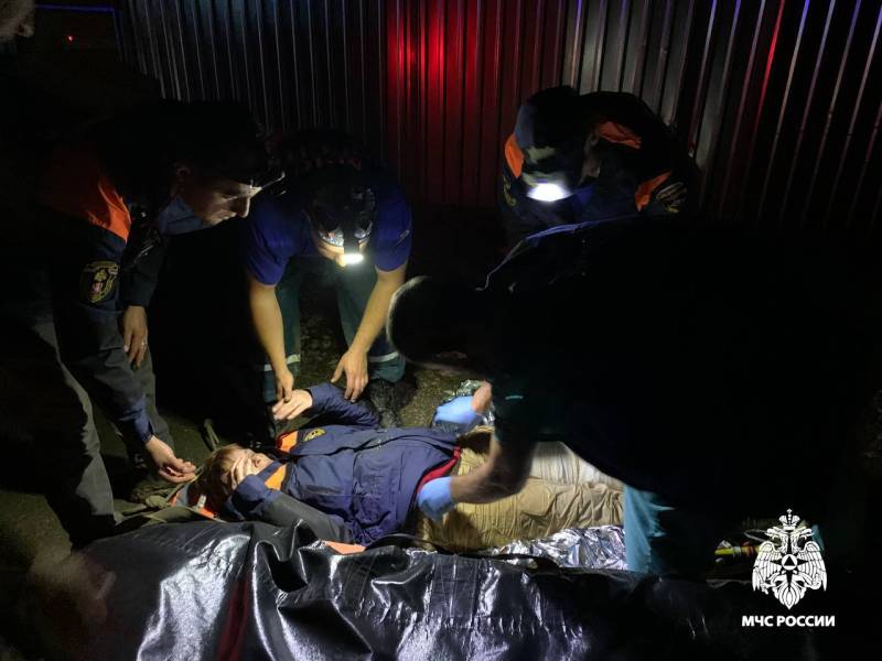 Спасатели МЧС России оказали помощь на горе Бойко