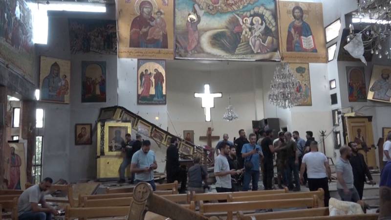 Террорист-смертник подорвал себя в церкви в Дамаске: не менее 22 погибших