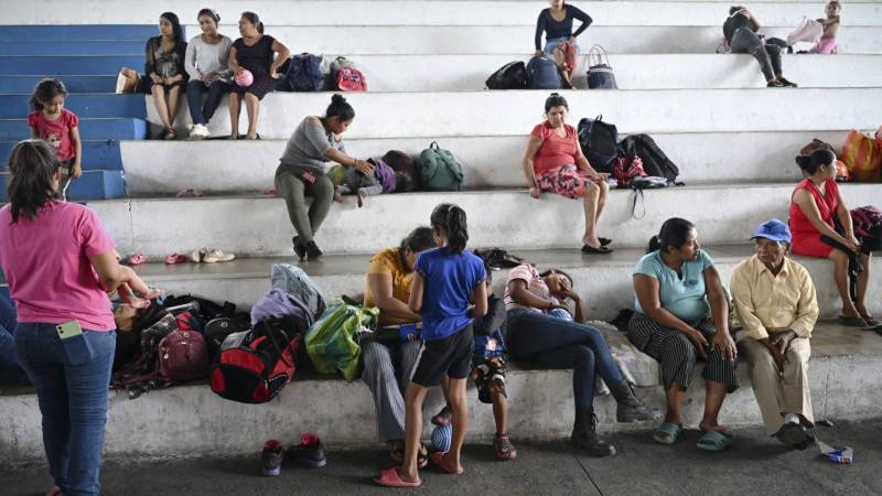 В Гватемале активизировался вулкан Фуэго: жителей эвакуируют