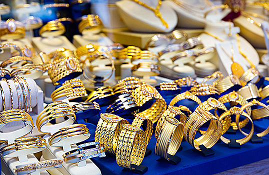 Российские ювелиры предрекают крах отрасли