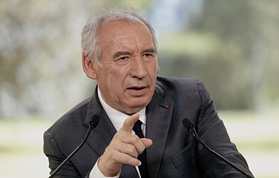 Байру: Париж поднимет налоги для богатых, чтобы сократить дефицит бюджета