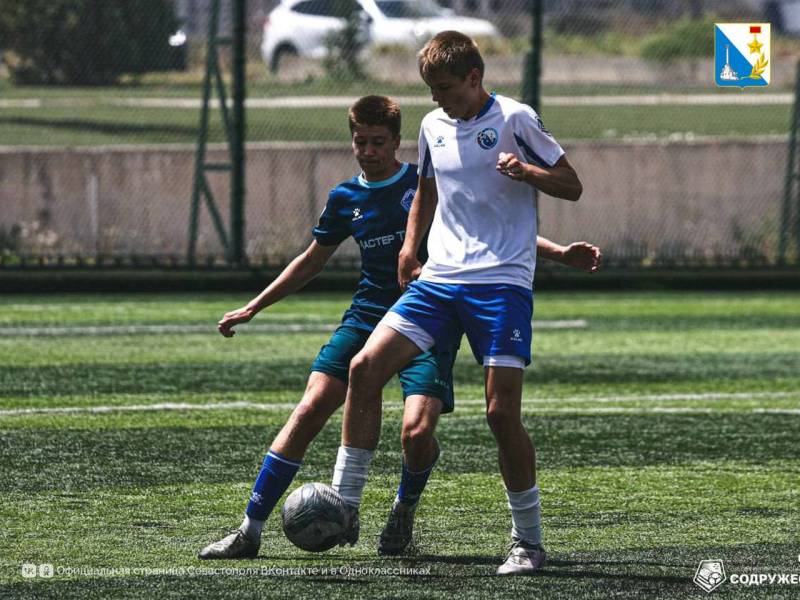 Гордимся юными футболистами