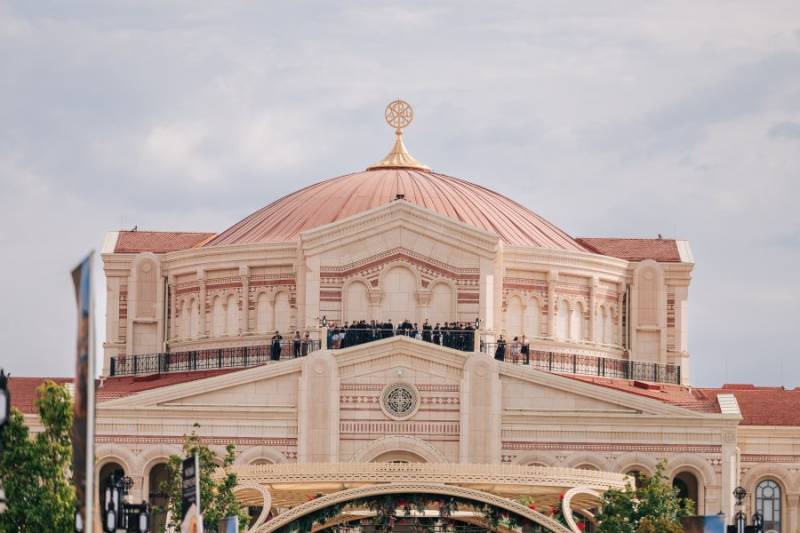 Семинаристы со всей страны создали 15 просветительских проектов для молодежи на форуме «Истоки» в Севастополе Семинаристы со всей страны создали 15 просветительских проектов для молодежи на форуме «Истоки» в Севастополе