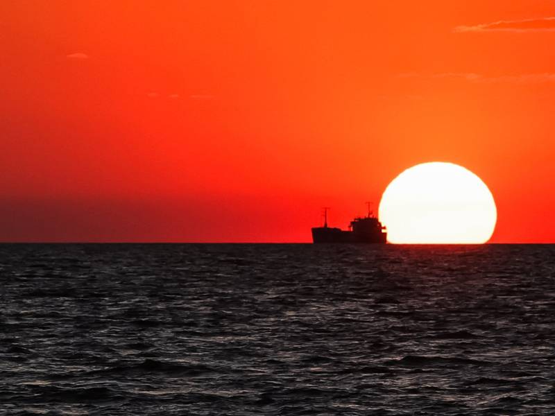 На юге России произошел разлив нефти: как скоро могут устранить и какого размера пятно