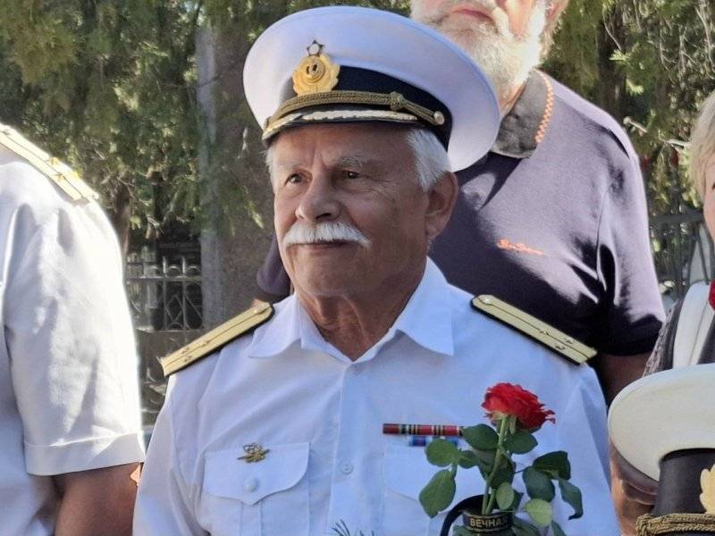 Память погибших моряков подлодки «Курск» почтили в Севастополе