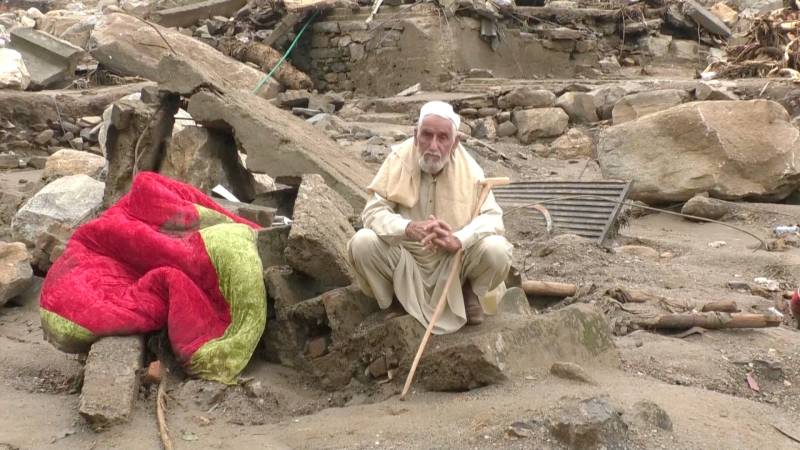 Наводнения на севере Пакистана: более 330 погибших