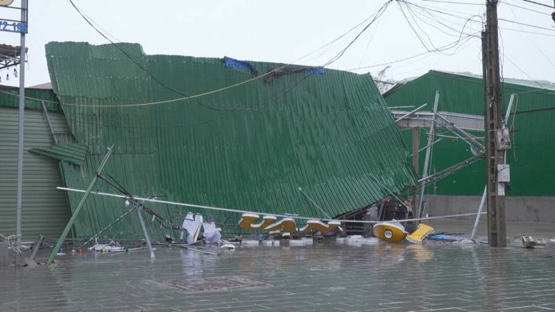 Тайфун «Каджики» вызвал хаос во Вьетнаме