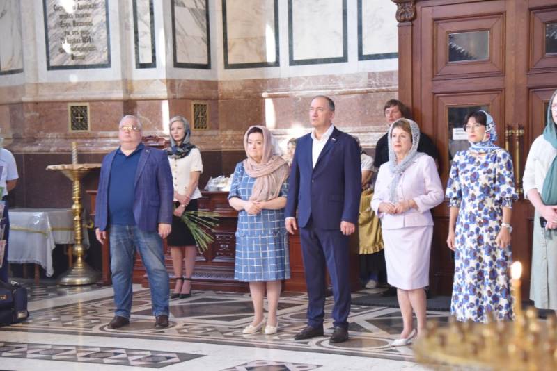 В Севастополе почтили память воинов, павших в Крымской войне 1853-1856 годов В Севастополе почтили память воинов, павших в Крымской войне 1853-1856 годов