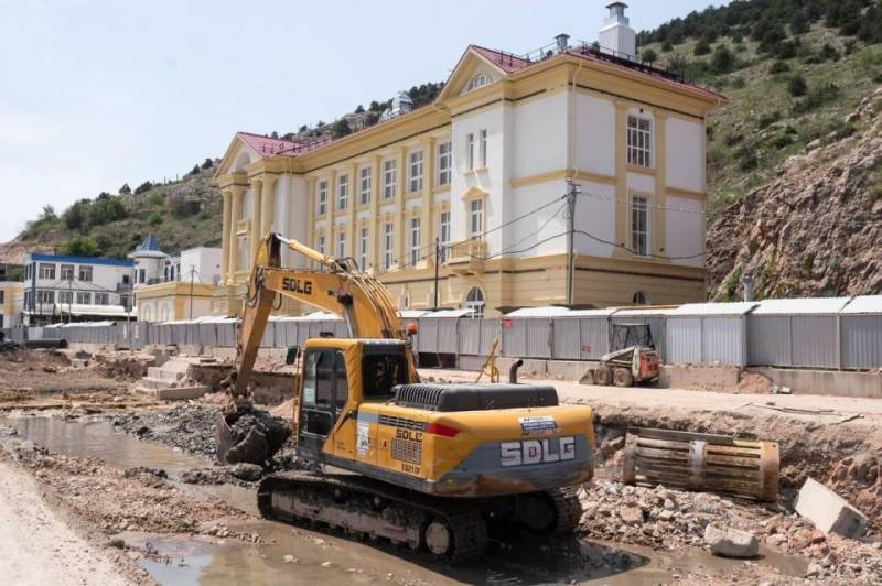 Яхтенная марина в Балаклаве: работы проверил глава Минстроя России