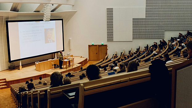 Ученые выяснили, как образование влияет на долголетие