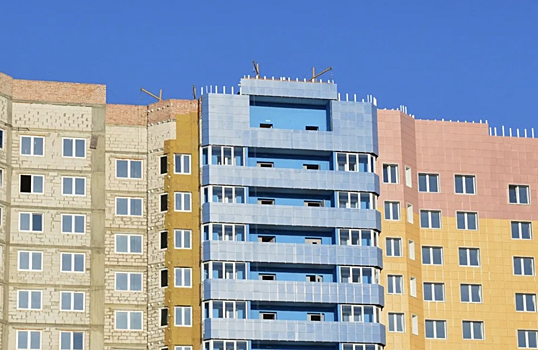 На рынке новостроек России преобладают два класса жилья
