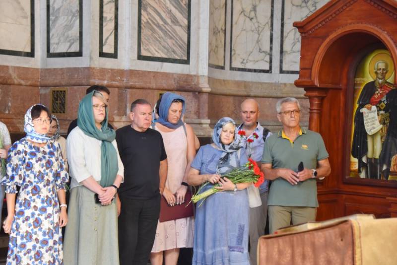 В Севастополе почтили память воинов, павших в Крымской войне 1853-1856 годов В Севастополе почтили память воинов, павших в Крымской войне 1853-1856 годов