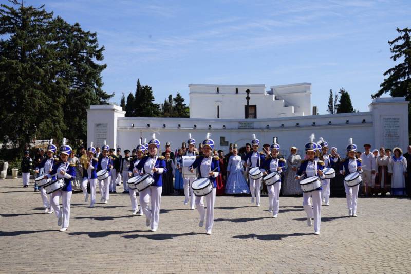 Торжественное открытие военно-исторического фестиваля «Русская Троя» состоялось на Малаховом кургане