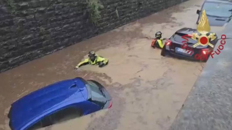 Мощные ливни вызвали наводнения и оползни в Италии, Испании и Франции