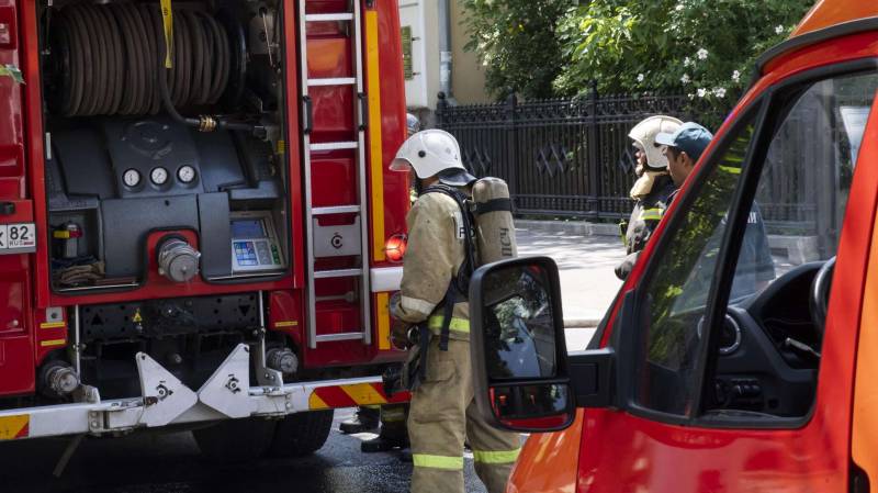 В Симферополе на дороге сгорел автобус