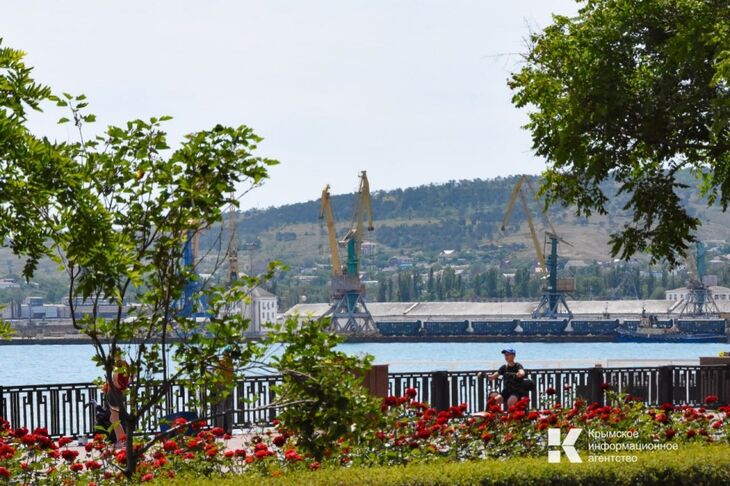 В Феодосии перекрыли движение по Керченскому шоссе