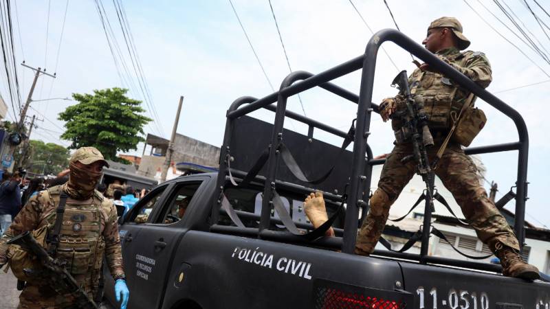 Минимум 64 человека были убиты в ходе спецоперации в Рио-де-Жанейро