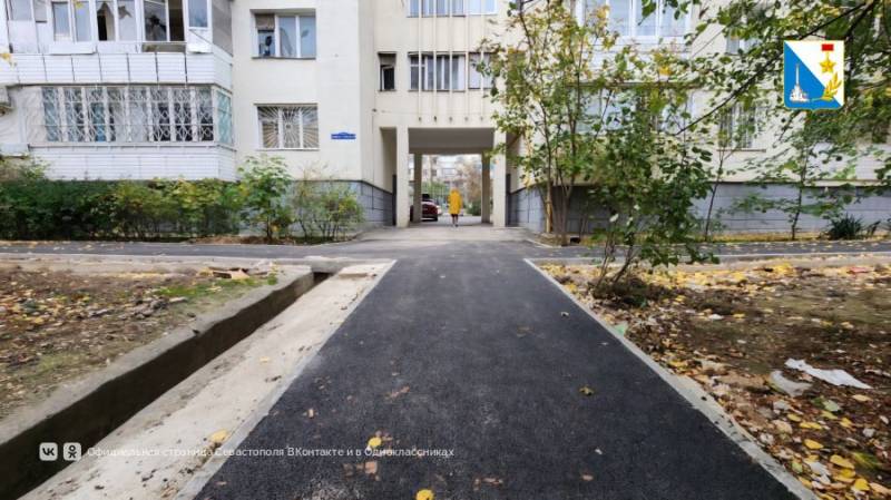 Завершили ремонт пешеходной сети на улице Маршала Геловани, 30