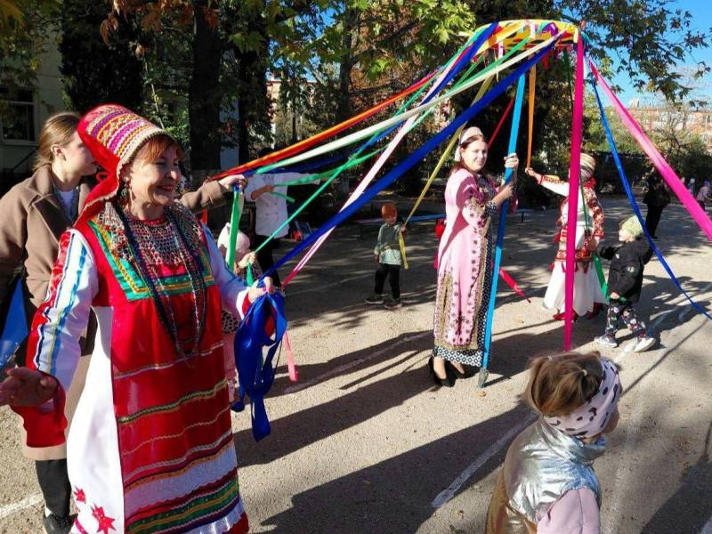Детский сад №88 Севастополя знакомит воспитанников с культурами народов России