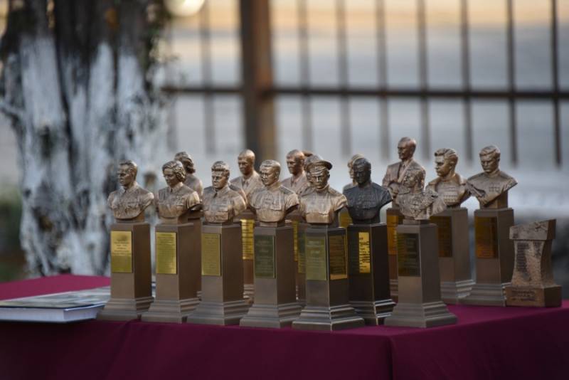 Парламентарии приняли участие в открытии часовни в воинской части Парламентарии приняли участие в открытии часовни в воинской части