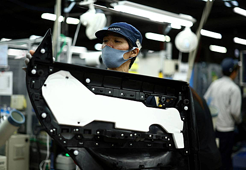 Одной из ведущих экономик мира стало остро не хватать людей