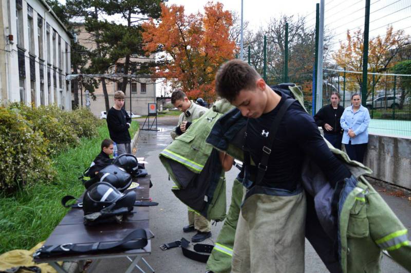 Сегодня состоялись Открытые студенческие игры «КРЫМ-СПАС-КВЕСТ»