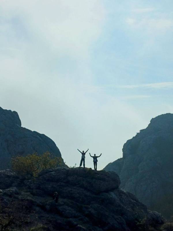Обучающиеся объединения «Мой край - Севастополь» Балаклавского дома детского и юношеского творчества под руководством педагога дополнительного образования Яланской Галины Вадимовны продолжают изучать малую Родину, осваивая...