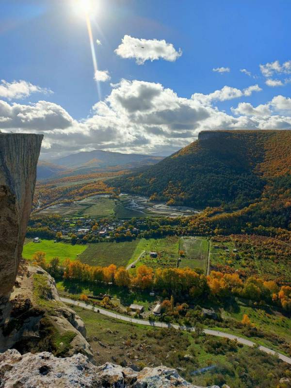 Обучающиеся объединения «Мой край - Севастополь» Балаклавского дома детского и юношеского творчества под руководством педагога дополнительного образования Яланской Галины Вадимовны продолжают изучать малую Родину, осваивая...