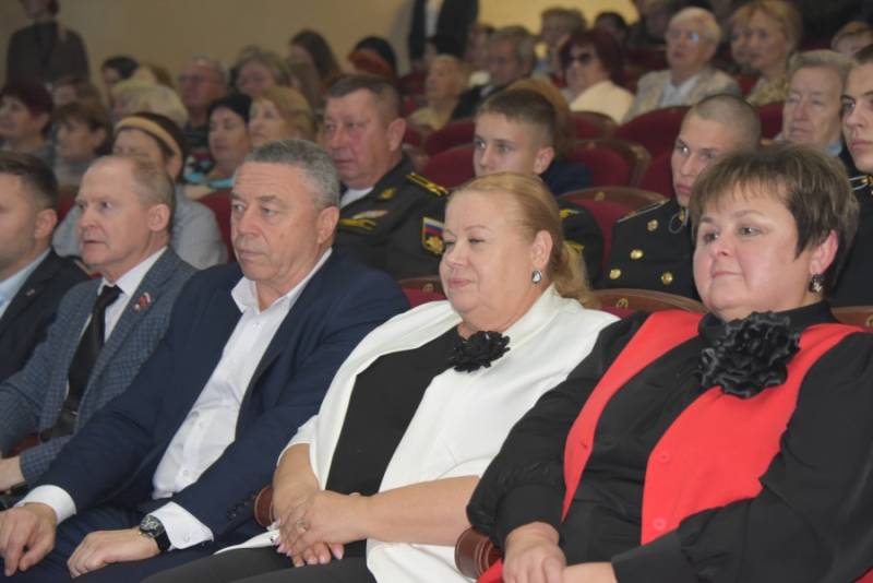 Гагаринскому району города исполнилось 50 лет