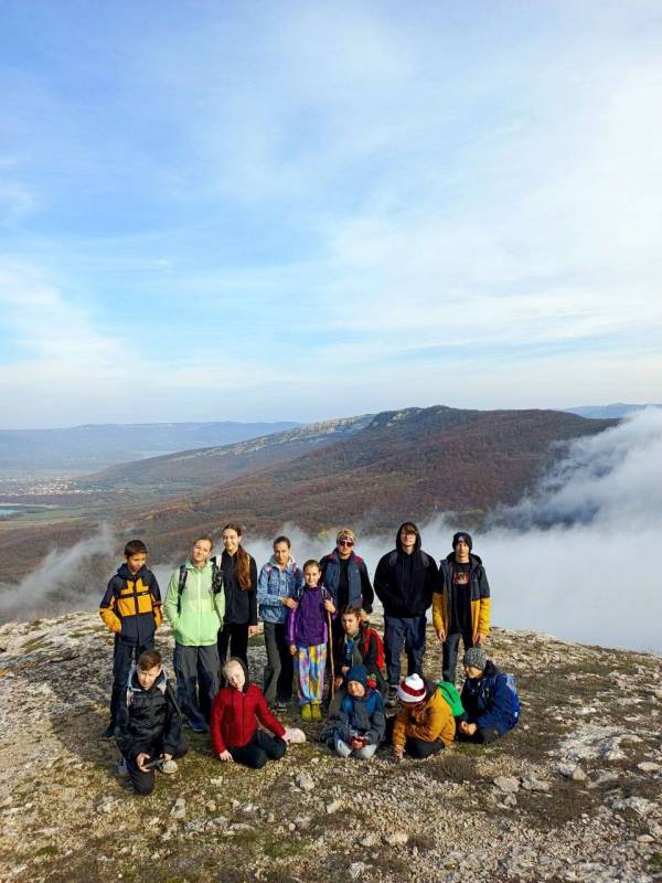 Обучающиеся объединения «Мой край - Севастополь» Балаклавского дома детского и юношеского творчества под руководством педагога дополнительного образования Яланской Галины Вадимовны продолжают изучать малую Родину, осваивая...