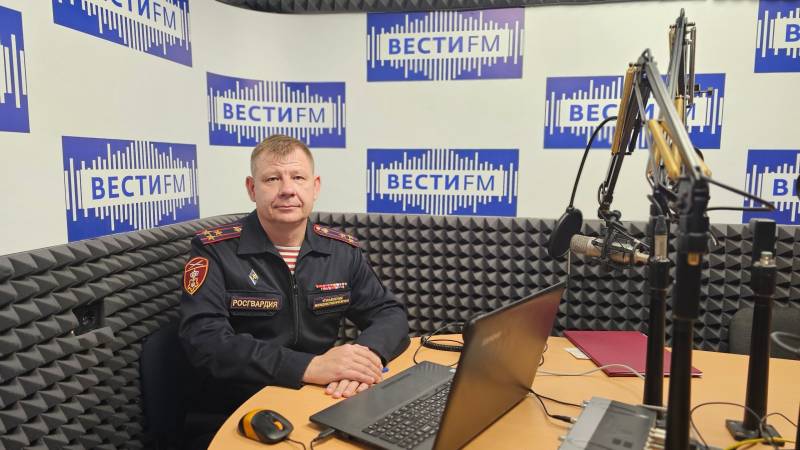 Руководитель Севастопольского управления вневедомственной охраны Росгвардии выступил на радио