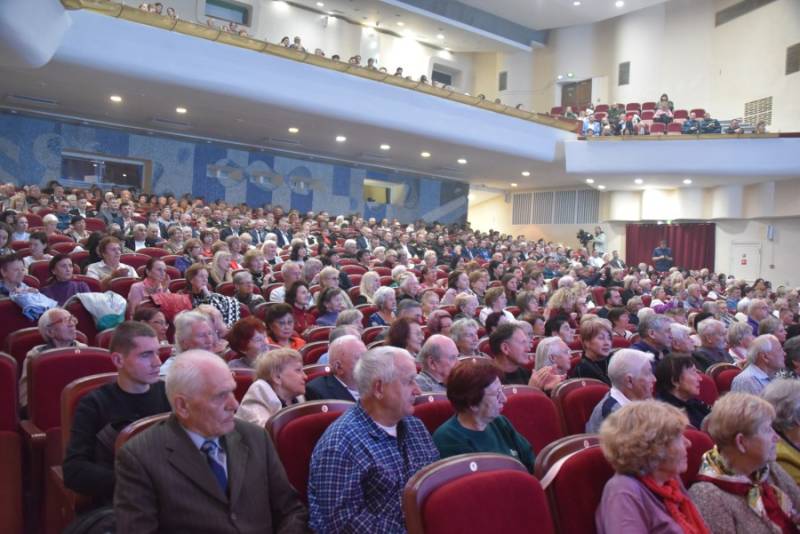 Гагаринскому району города исполнилось 50 лет