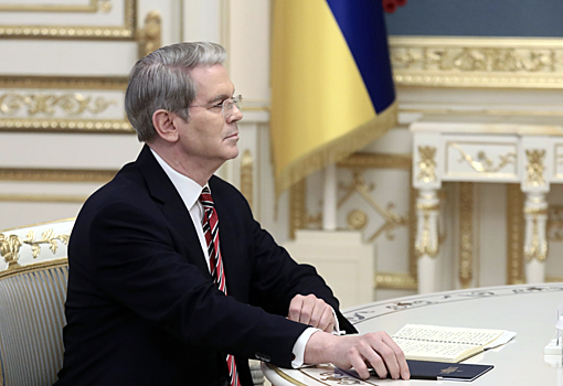 Глава минфина США выступил с критикой санкций Европы