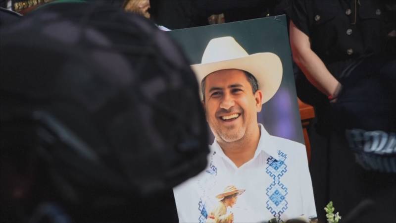 В Мексике вспыхнули протесты из-за дерзкого убийства мэра, боровшегося с преступностью