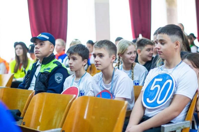 В Симферополе состоялся муниципальный конкурс-игра «Дорожные приключения» 2025 года В Симферополе состоялся муниципальный конкурс-игра «Дорожные приключения» 2025 года