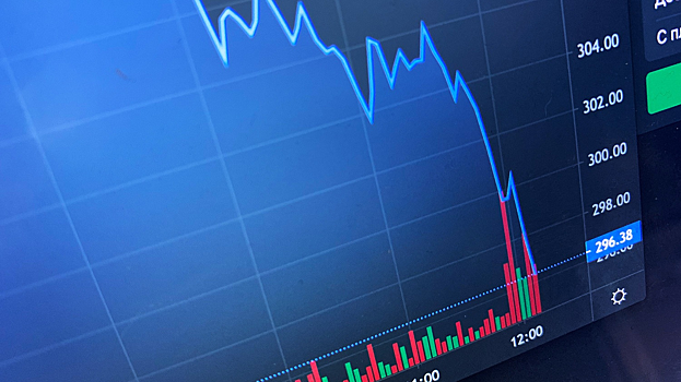 Рынок акций упал на фоне попытки Украины атаковать резиденцию Путина