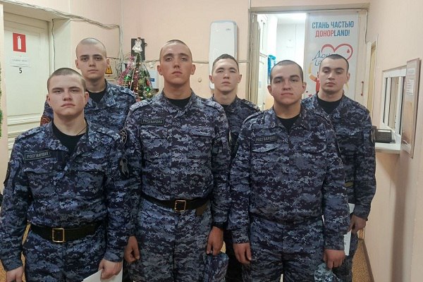 В донорской акции приняли участие росгвардейцы в Ялте В донорской акции приняли участие росгвардейцы в Ялте
