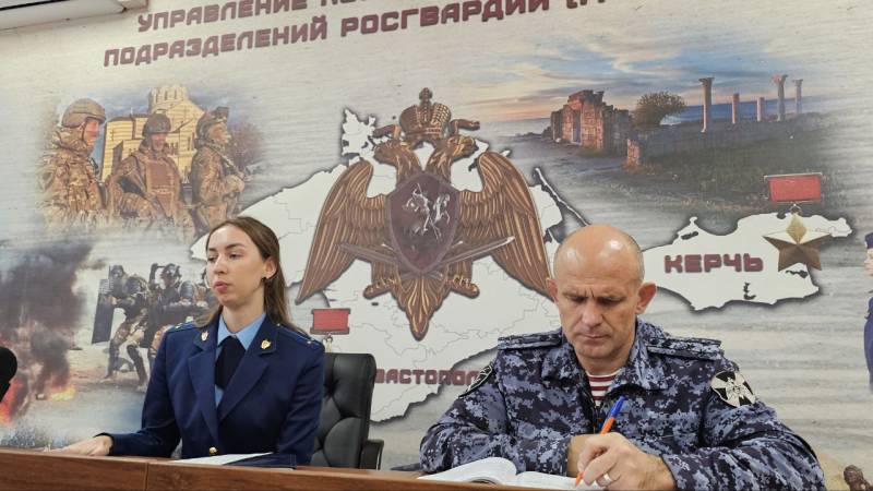 В Росгвардии Севастополя для личного состава провели лекционное занятие о противодействии коррупции