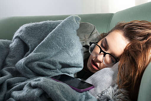 Ученые рассказали, действительно ли слишком много спать вредно для здоровья