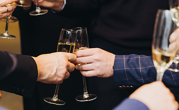 Ученые выяснили, чем опасно даже умеренное употребление алкоголя