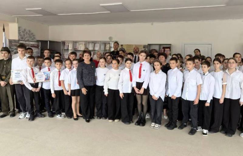 Музей «Память» школы № 59 имени старшего сержанта милиции Скоробогатова Е.Г. занял 1 место в номинации «Лучший сельский музей» в региональном этапе Всероссийского конкурса музеев образовательных организаций «Знать, чтобы... Музей «Память» школы № 59 имени старшего сержанта милиции Скоробогатова Е.Г. занял 1 место в номинации «Лучший сельский музей» в региональном этапе Всероссийского конкурса музеев образовательных организаций «Знать, чтобы...